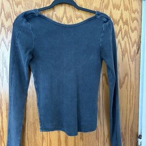 Backless long sleeve